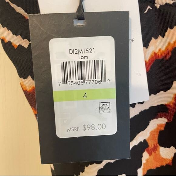 DKNY Tiger-Print One-Piece Swimsuit NEW Size‎ 4 - Picture 7 of 10